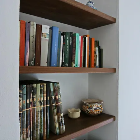 Regina Nuova 13 * لاليو