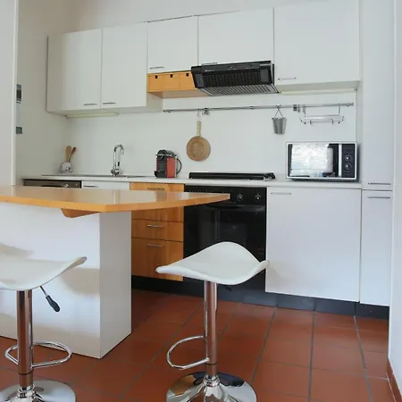 Regina Nuova 13 شقة