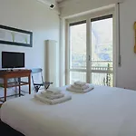 Regina Nuova 13 *